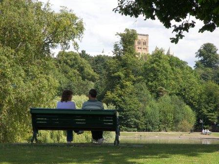 Lovers by the lake at St. Albans.
